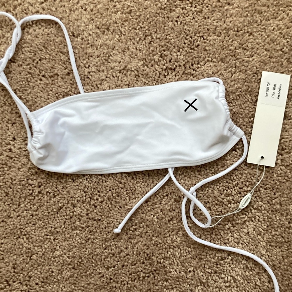 VENICE WHITE INDIE TOP 🤍 boutine la